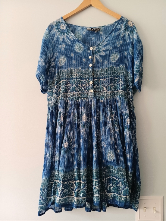 Bila Dresses & Skirts - Bila Blue Metallic Print Dress M Boho Button Front Lined Midi Dress